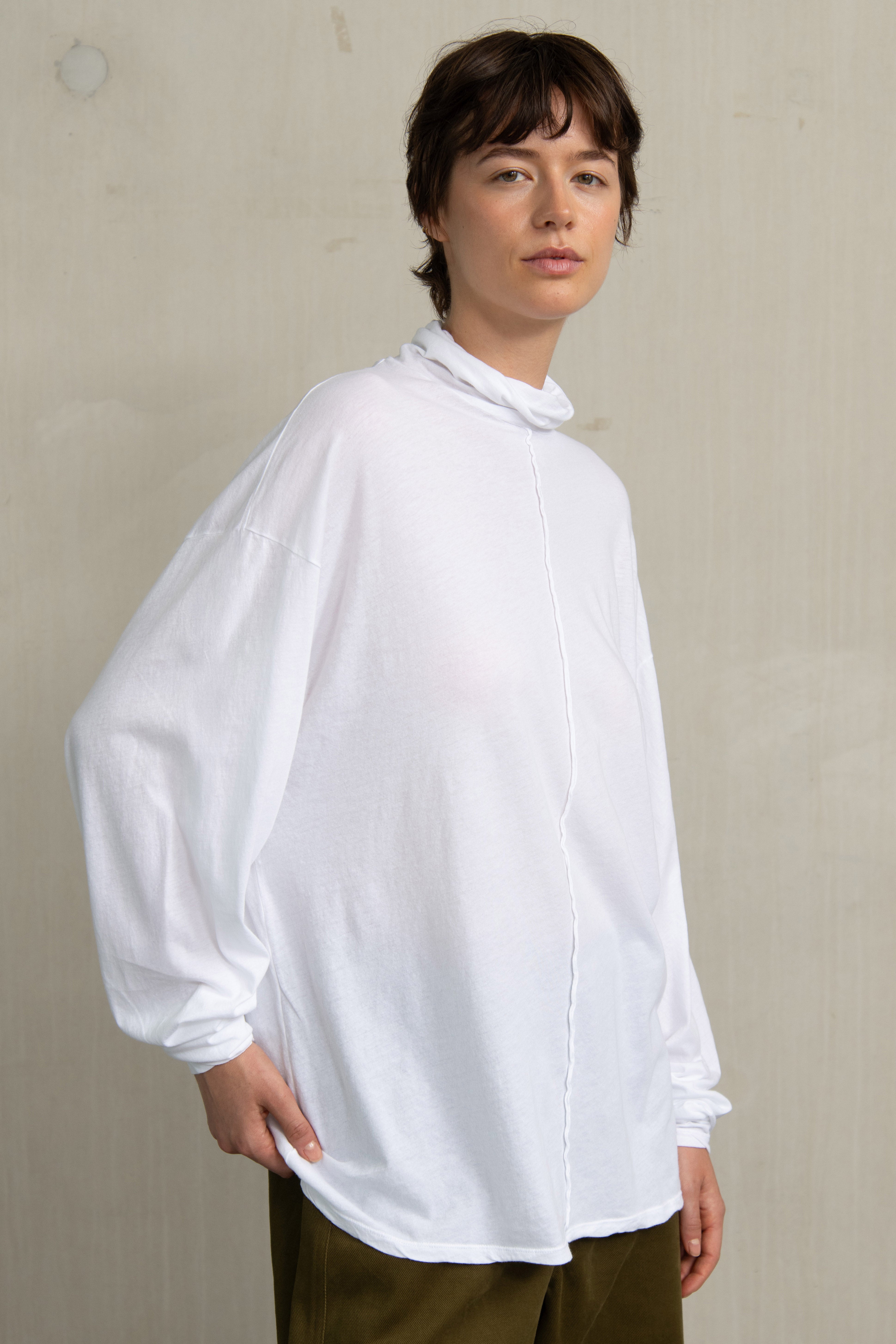 BEATRIX TEE WHITE