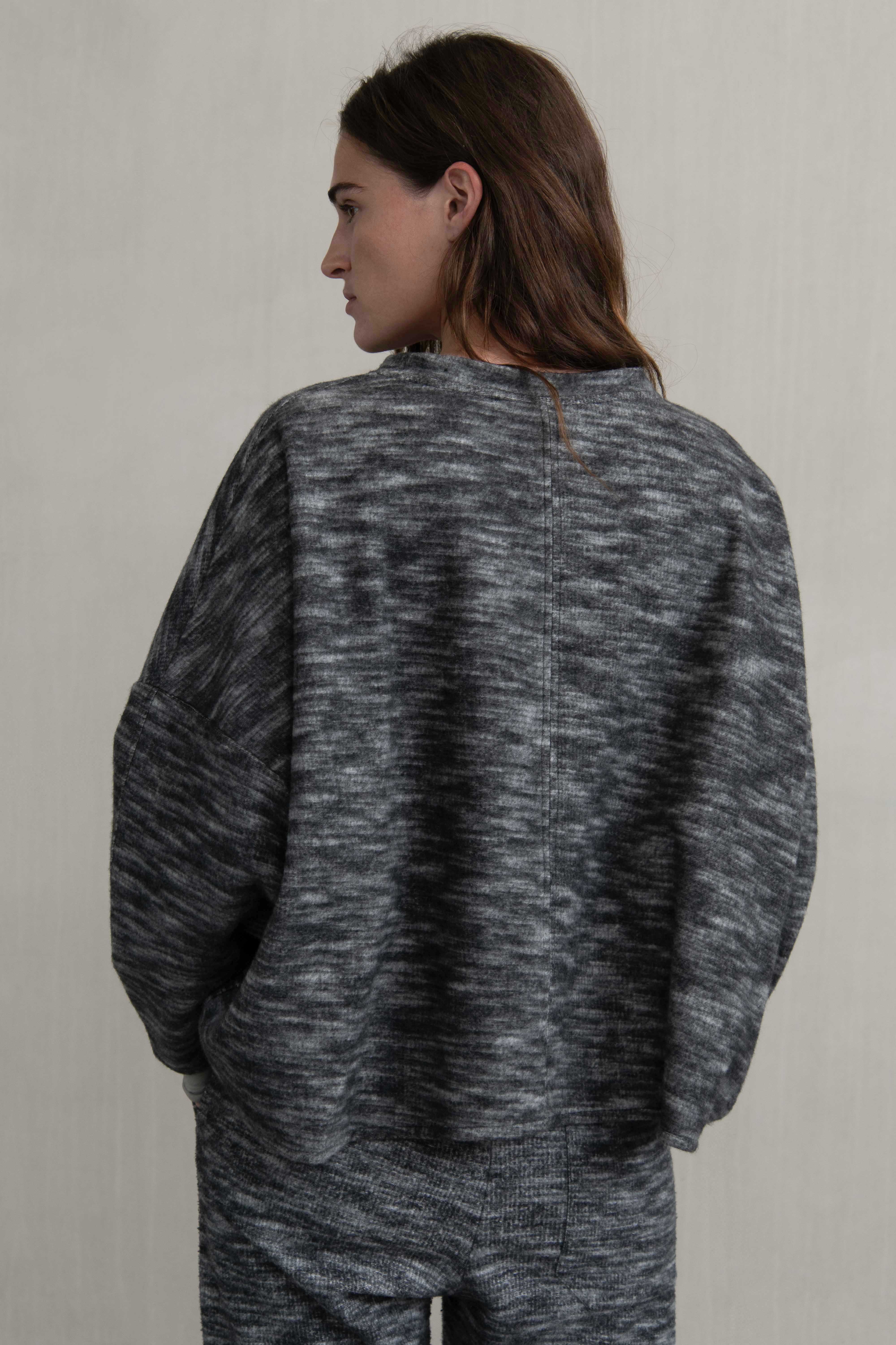 CLAMOUR TOP ONYX