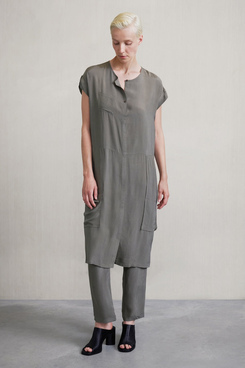 DELLA DRESS MUD - HUMANOID