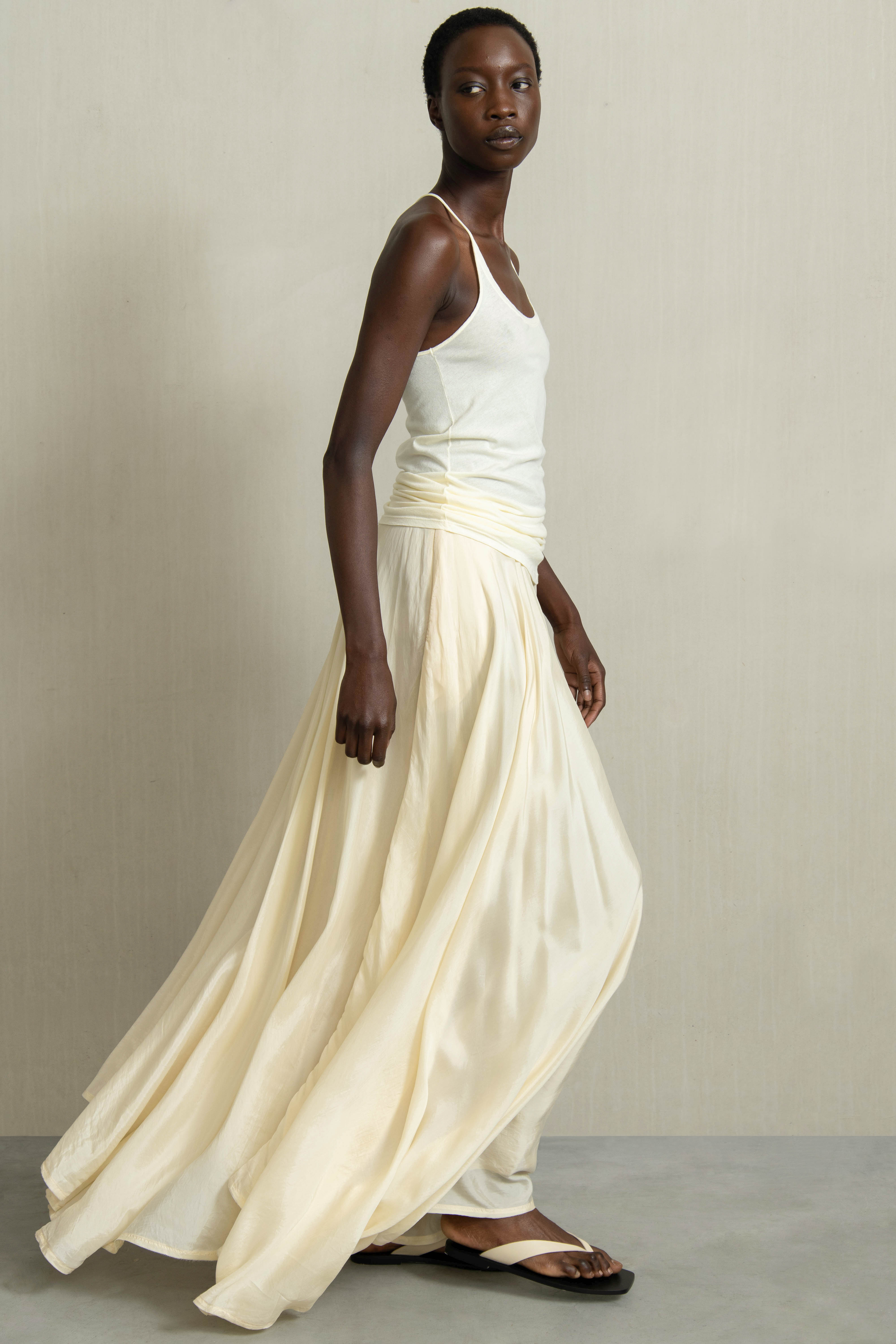 HAIM TEE LIGHT YELLOW