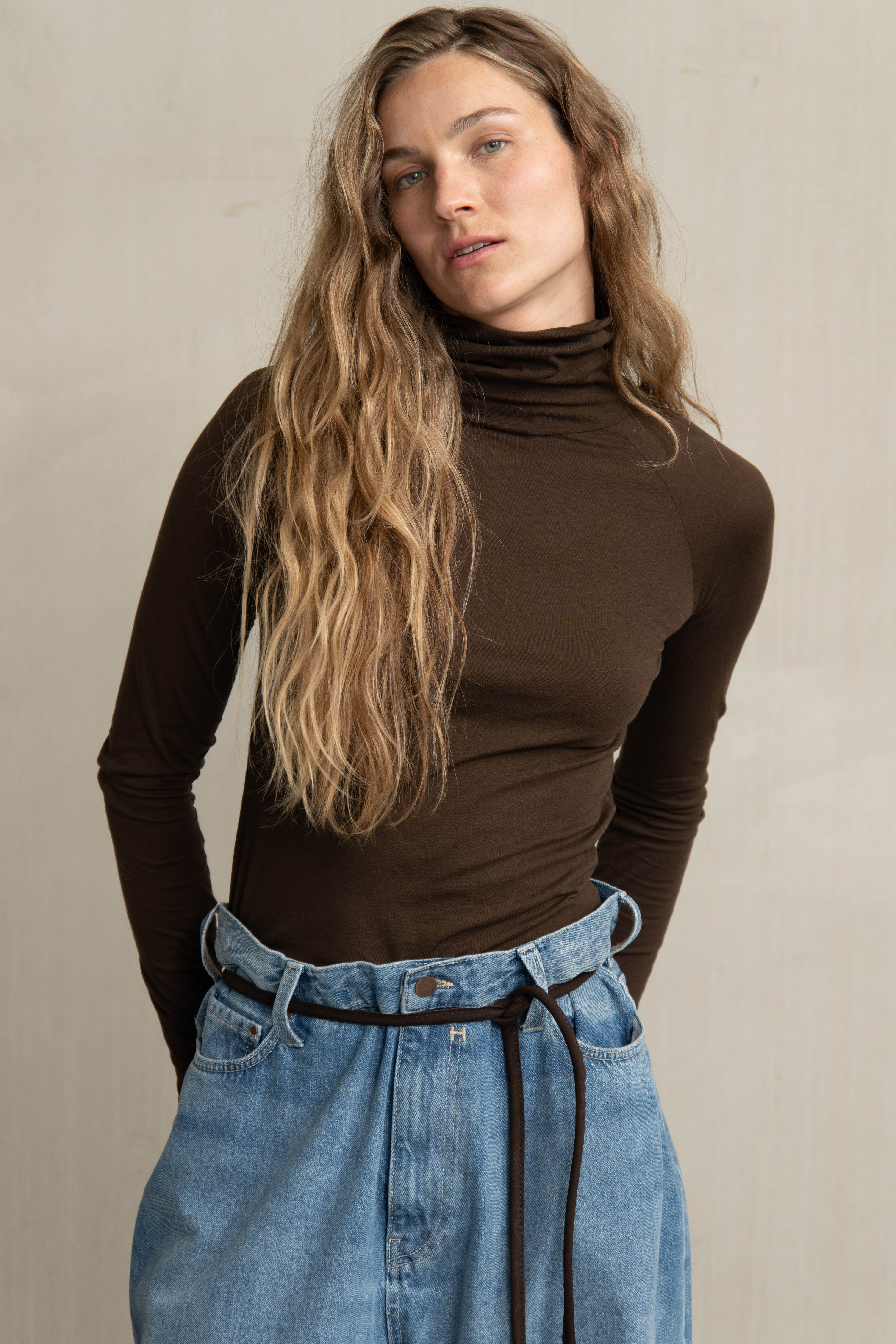 HANSEL TEE KHAKI