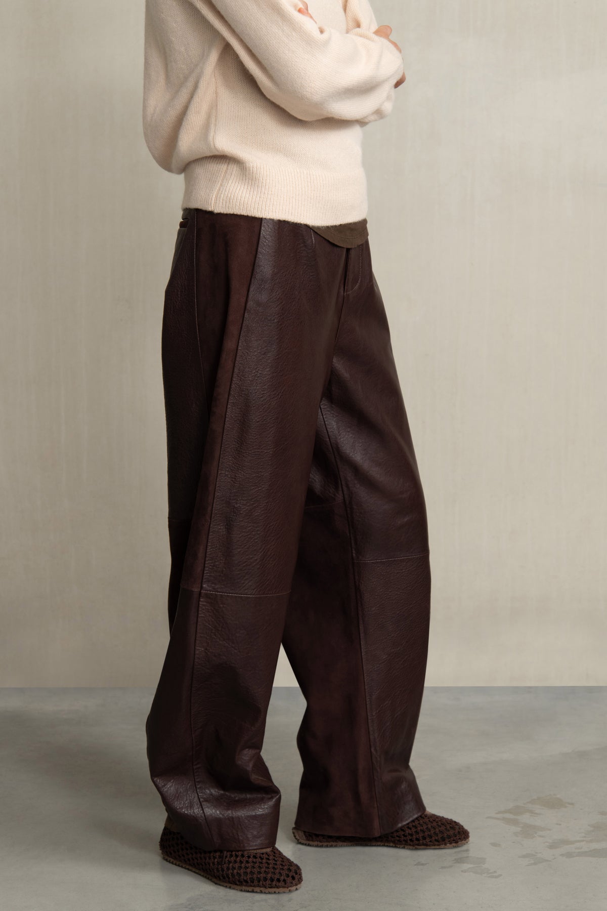 LEXA HOSE BURGUNDY