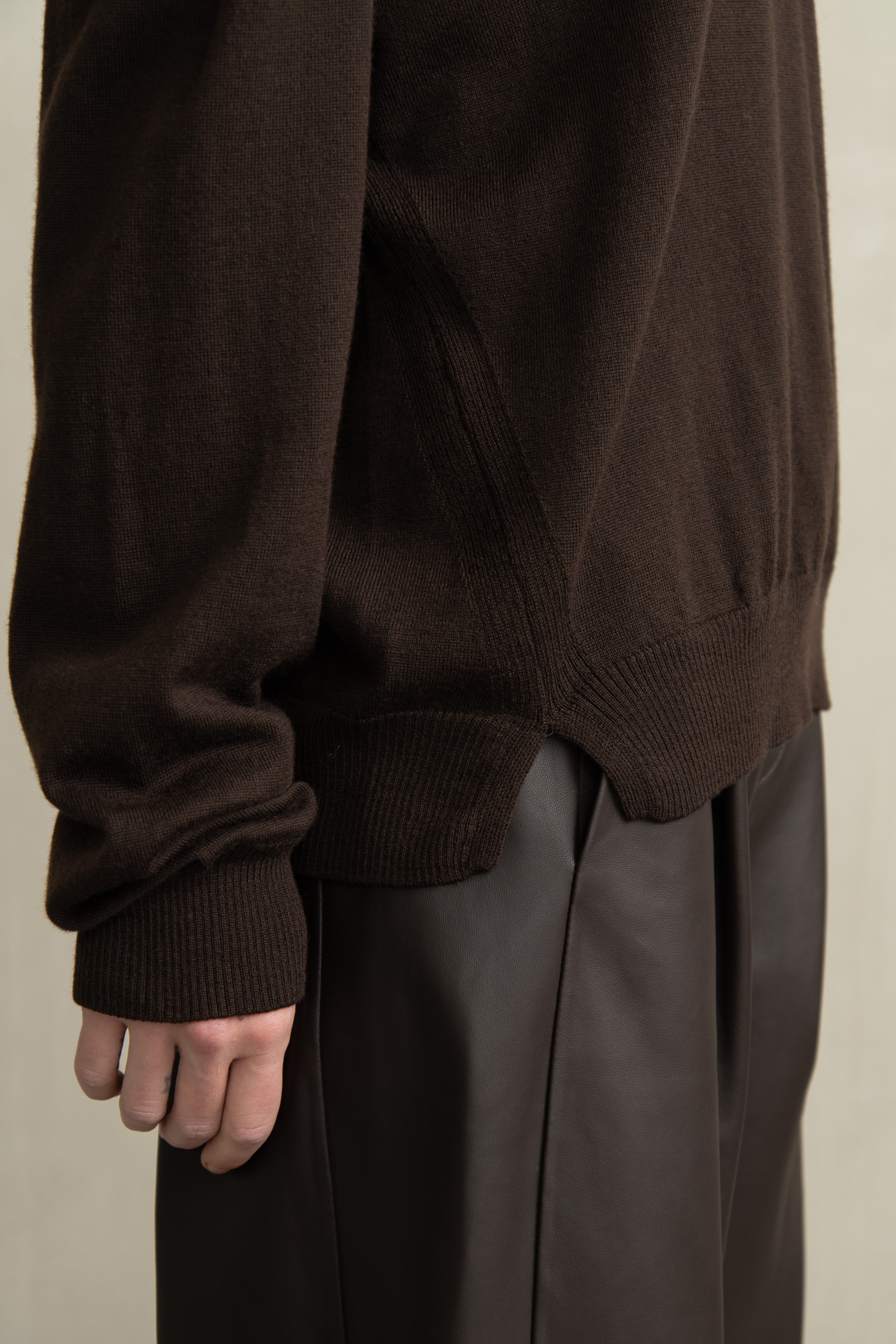 MIRRA KNIT DARK BROWN