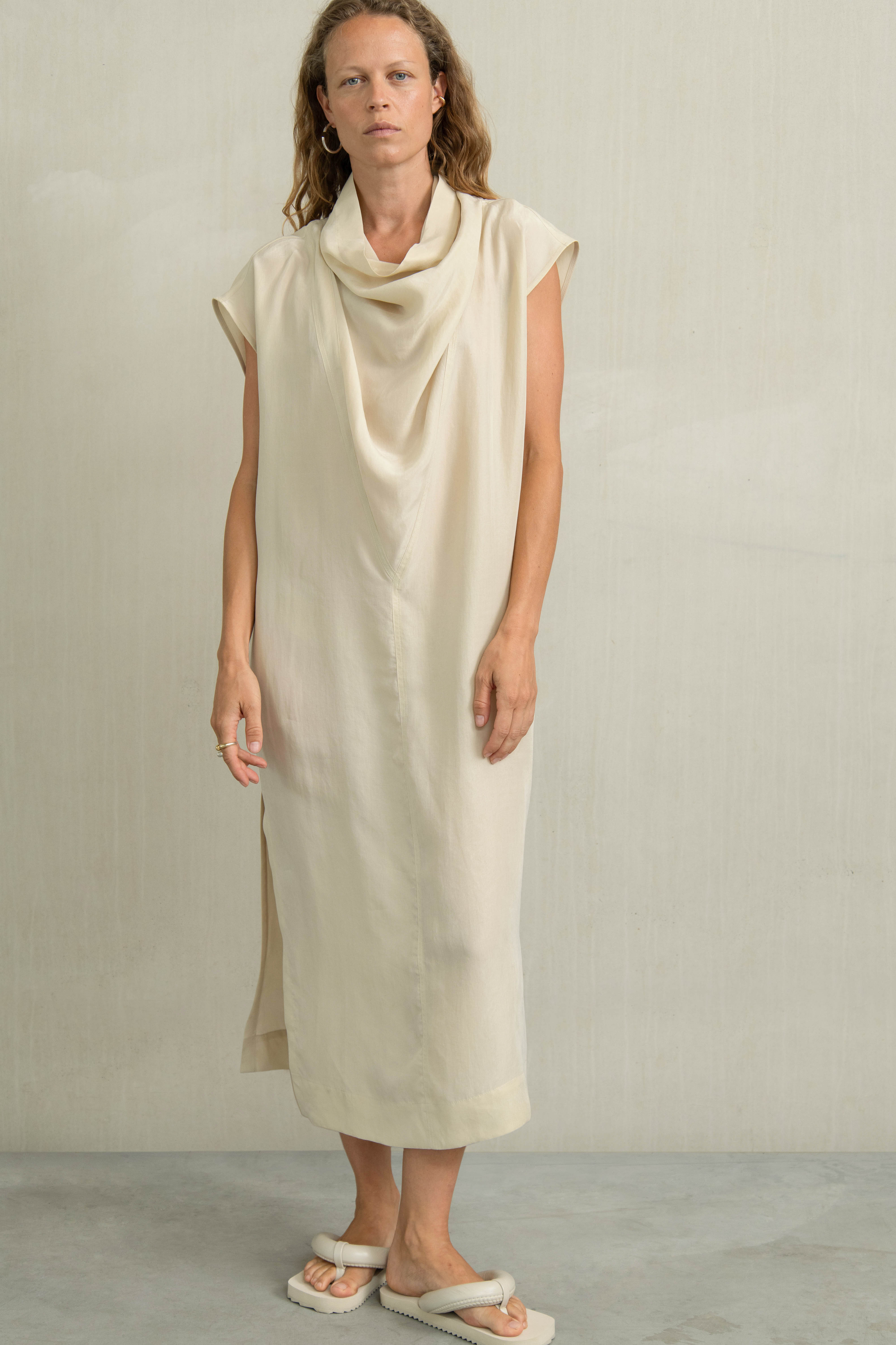 WRENNA DRESS BEIGE - HUMANOID
