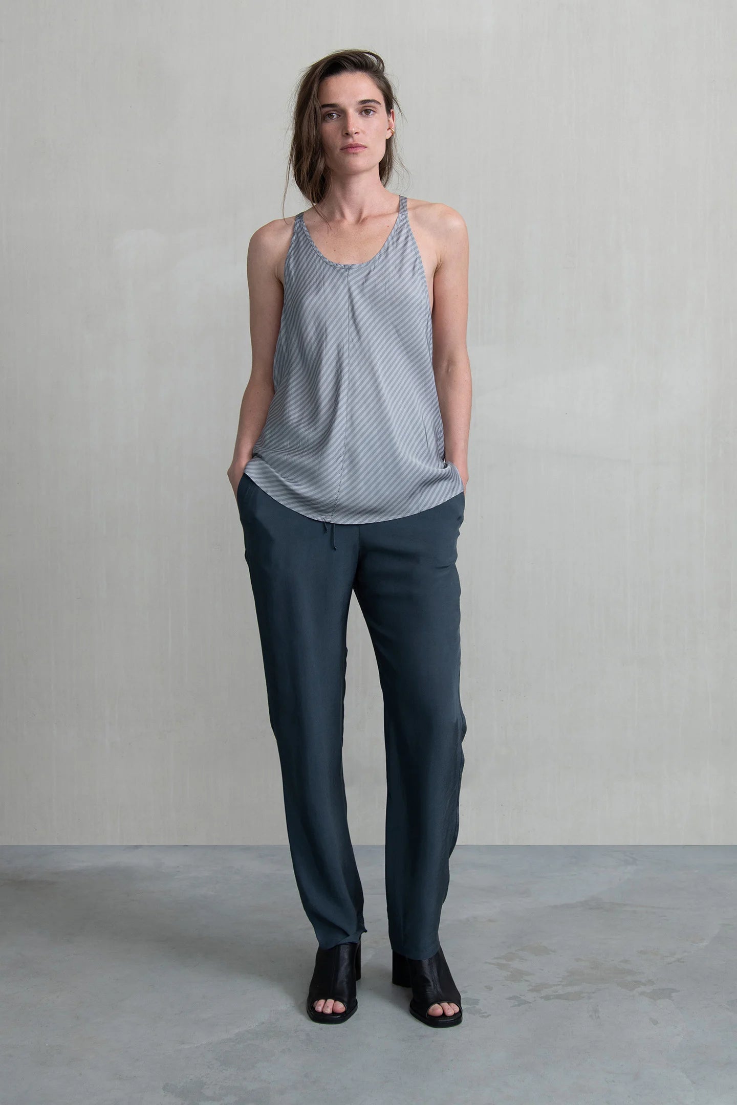 DACIO TOP IRON