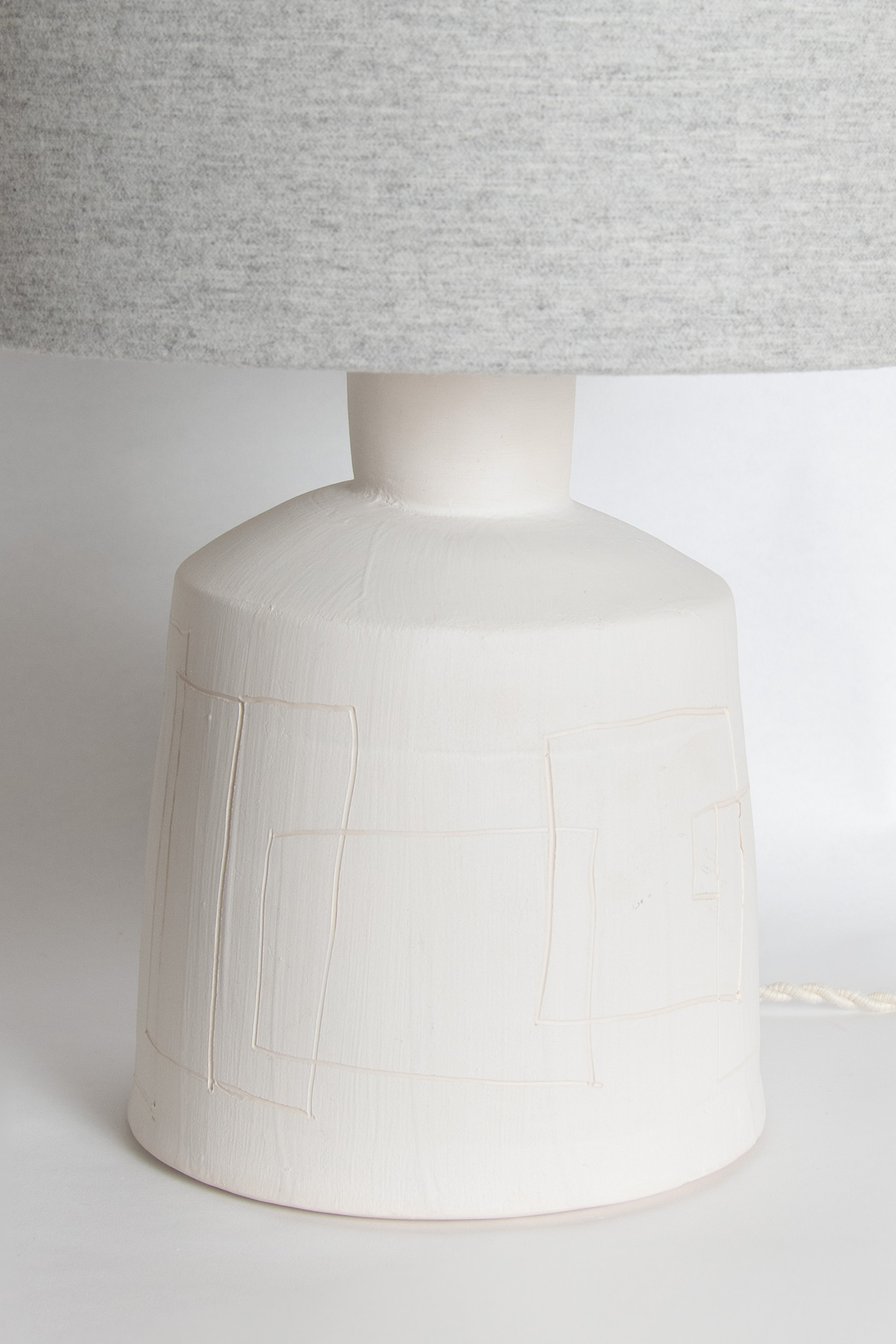 LAMP GRANDE GREY