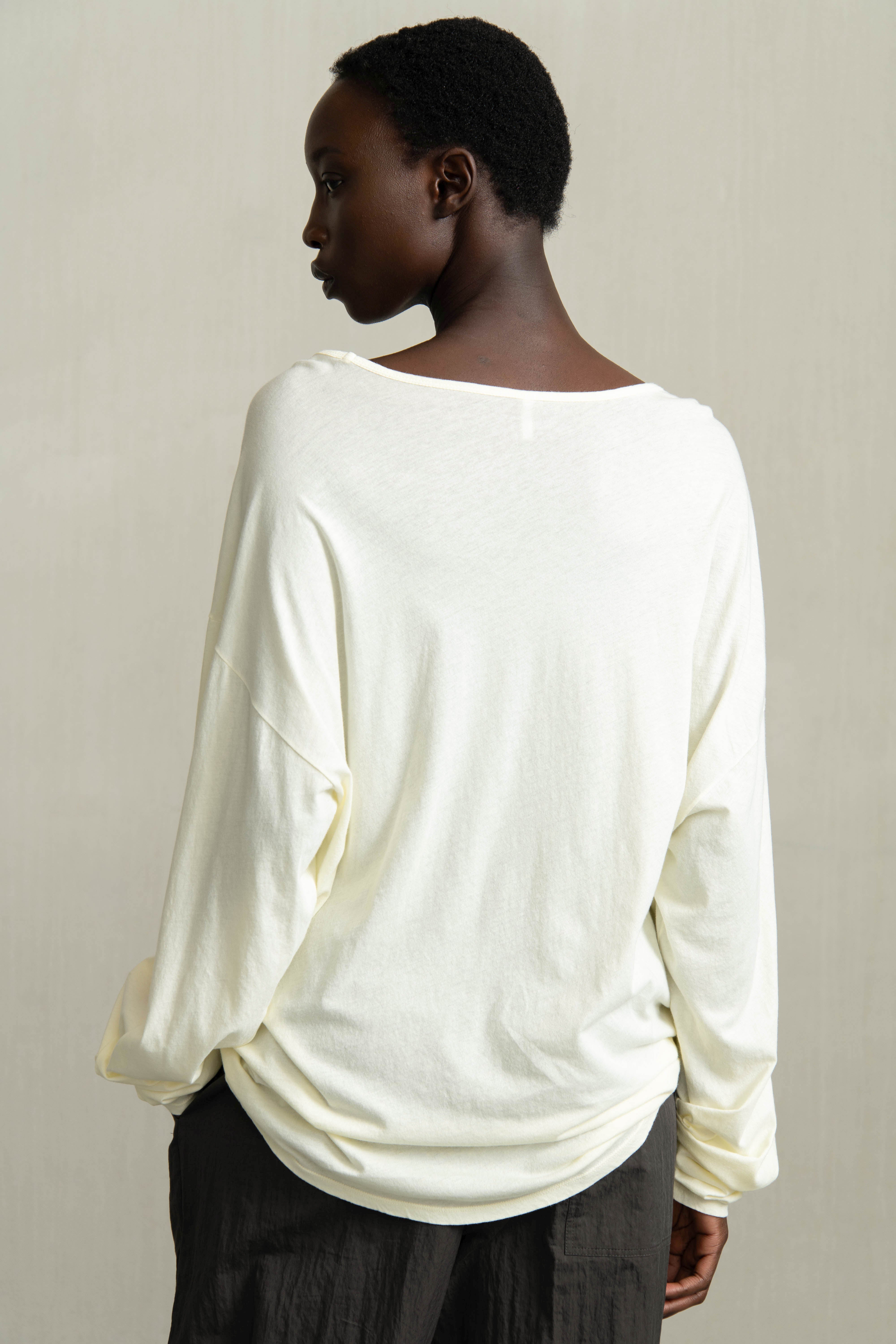 BEATA TEE LIGHT YELLOW