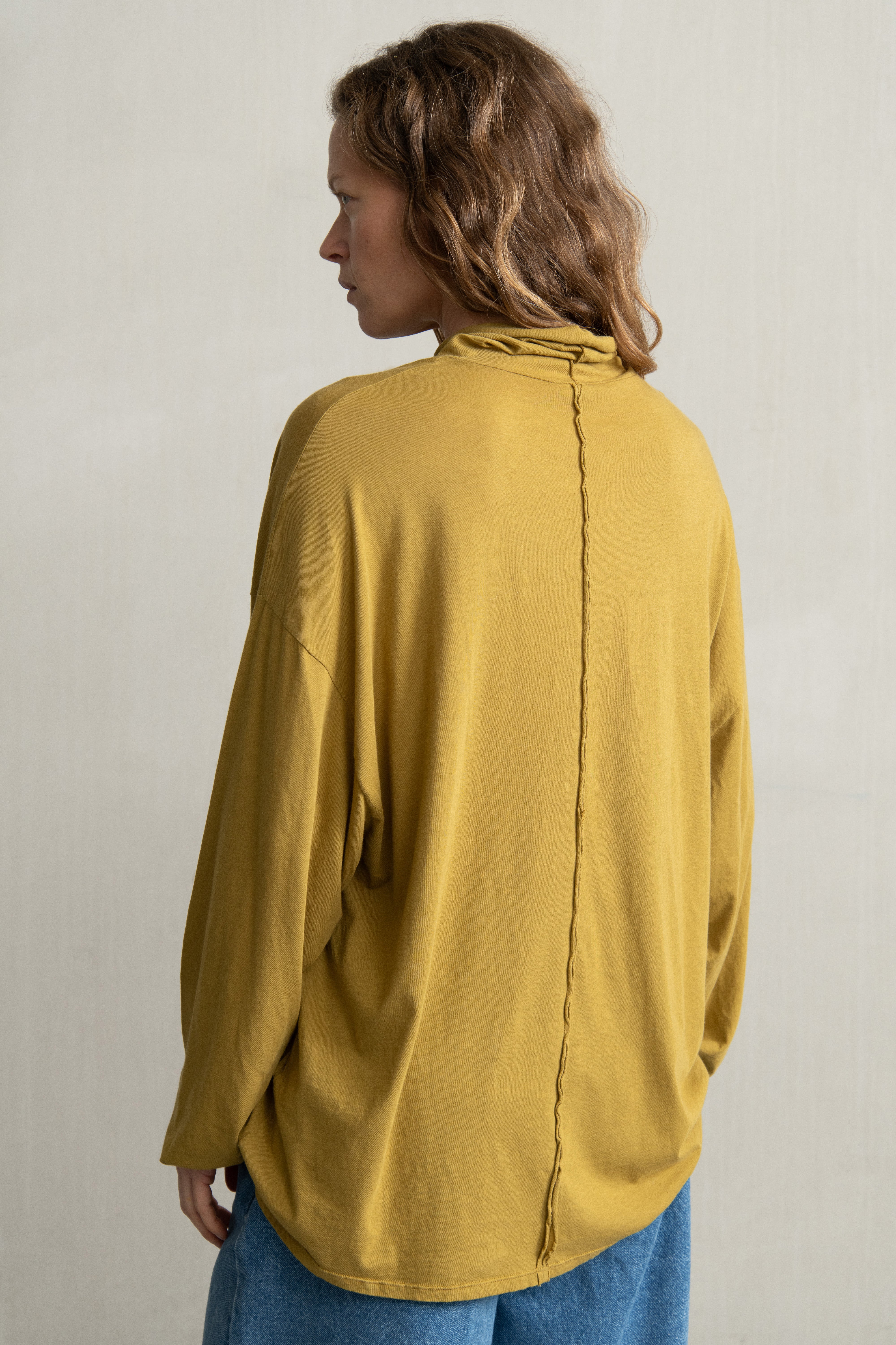 BEATRIX TEE MUSTARD