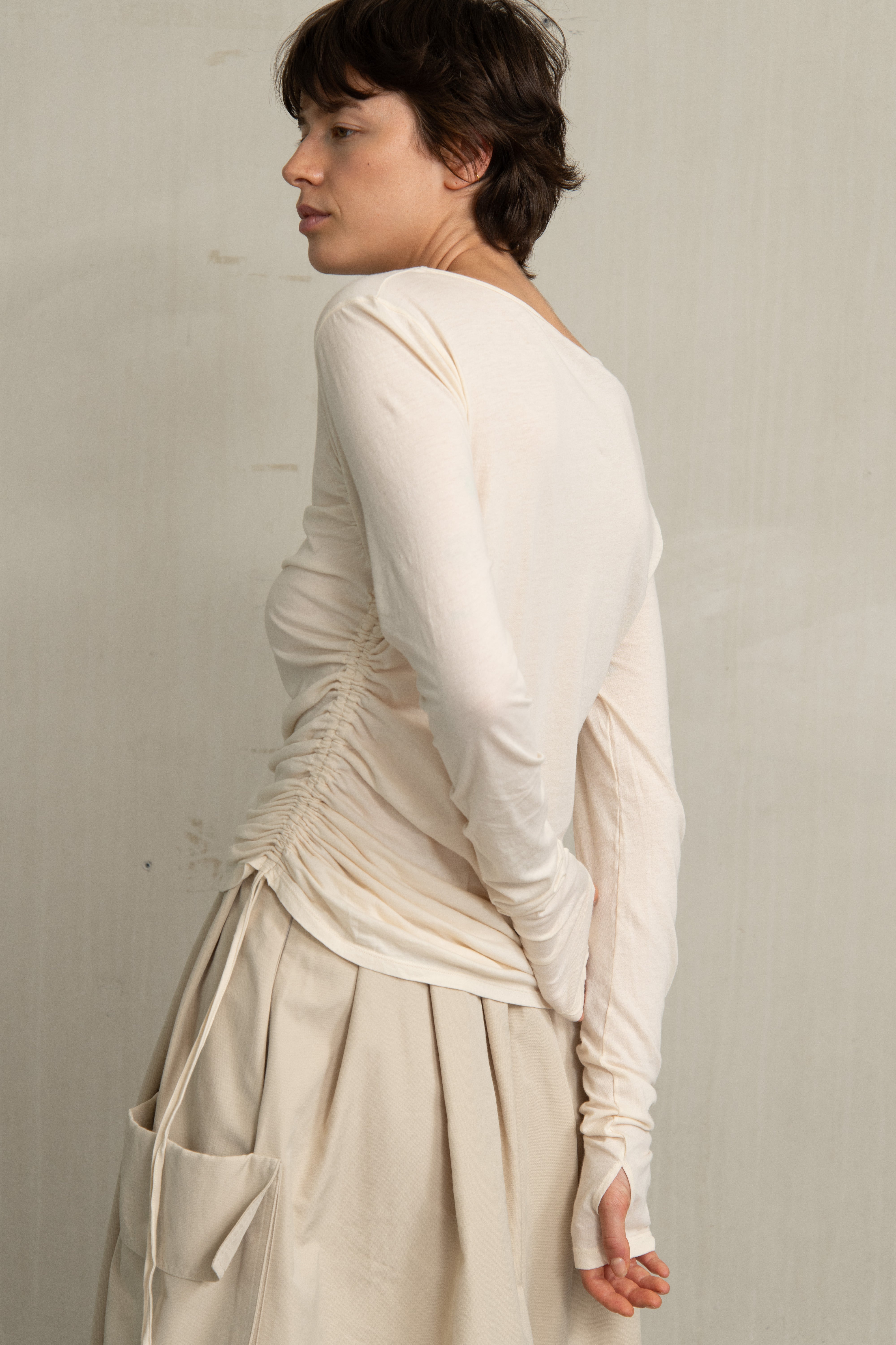 BELA TEE ALMOND