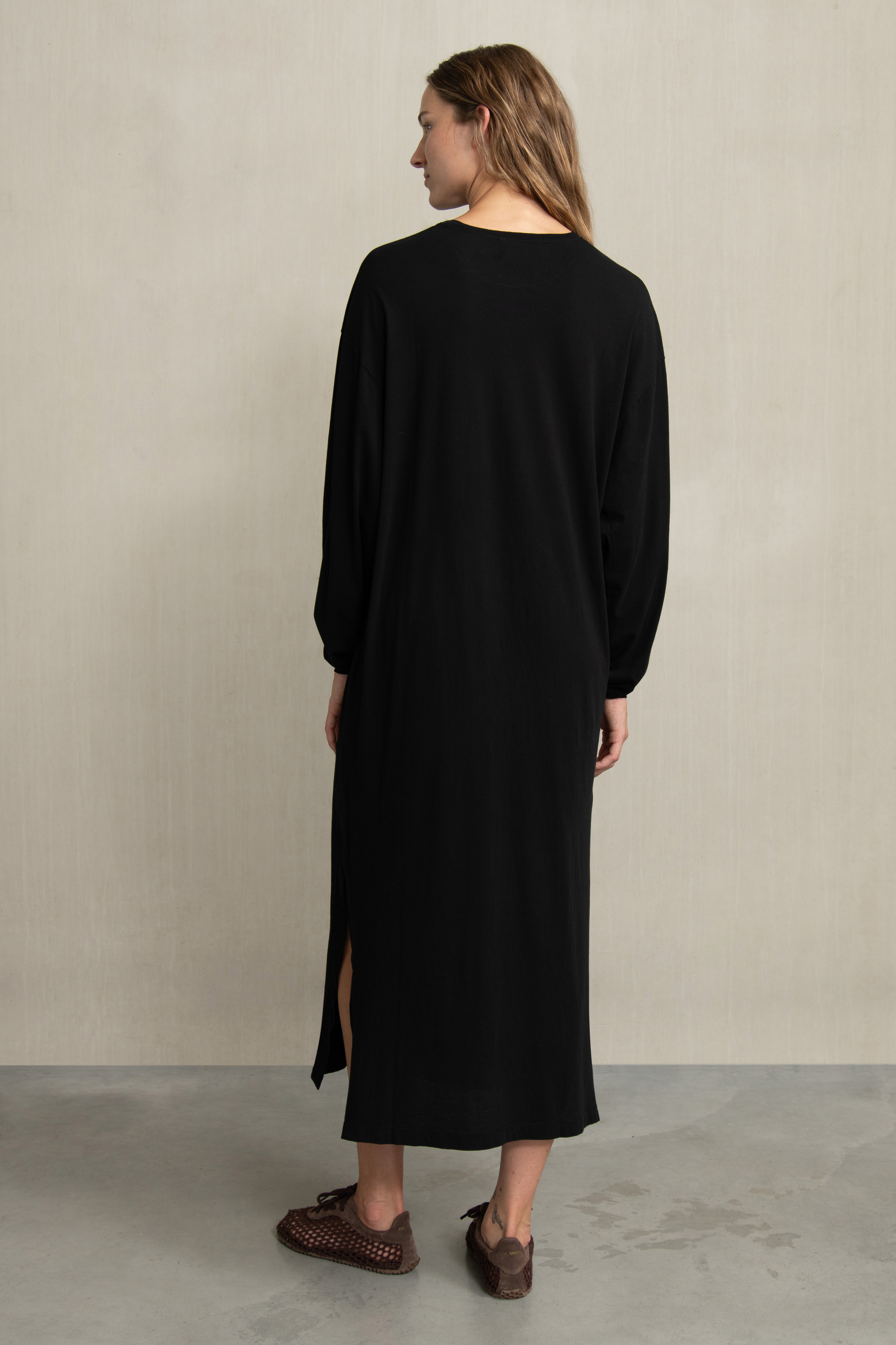 BERE JURK BLACKISH