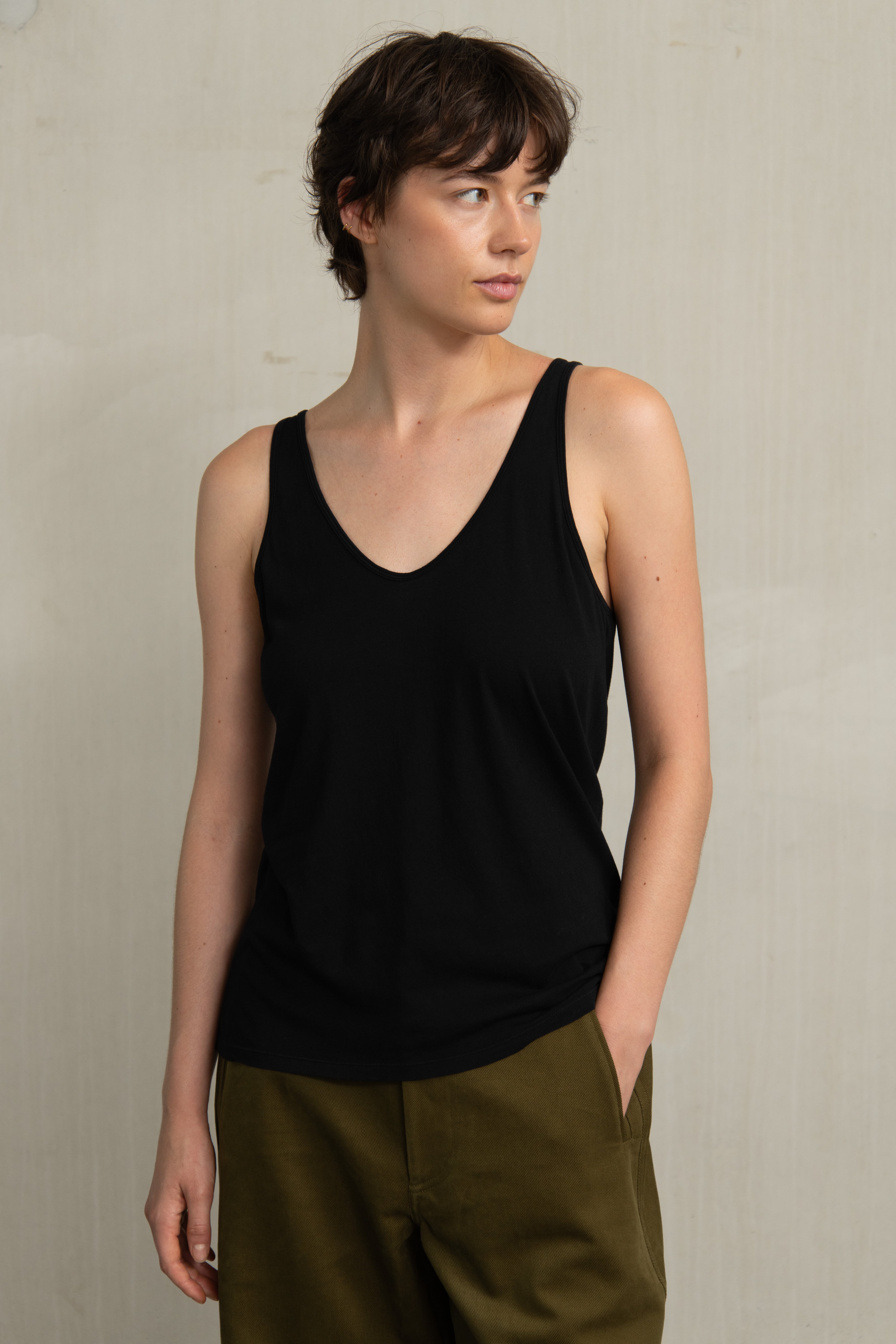 BRENA TEE BLACKISH