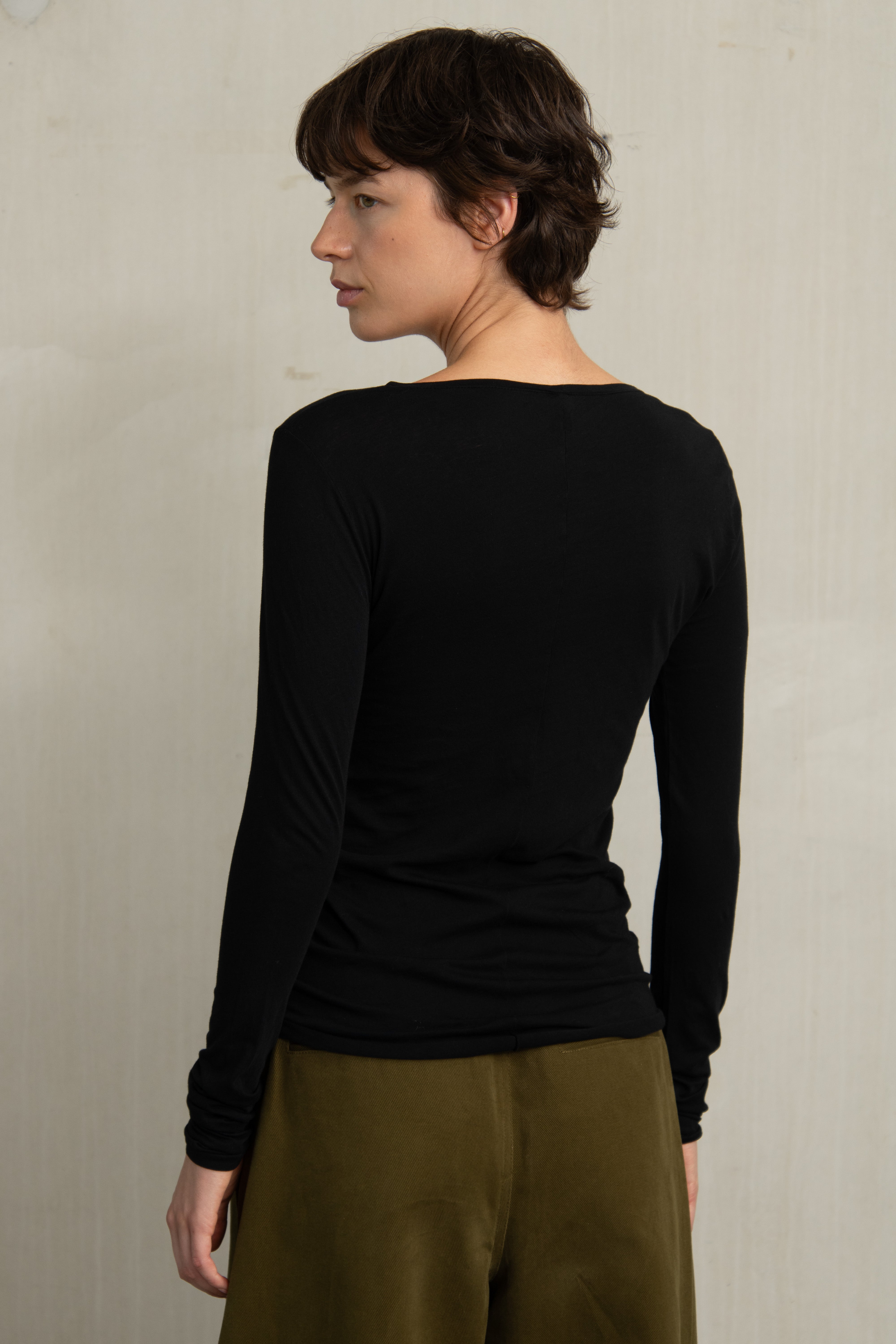 HANYA TEE BLACKISH