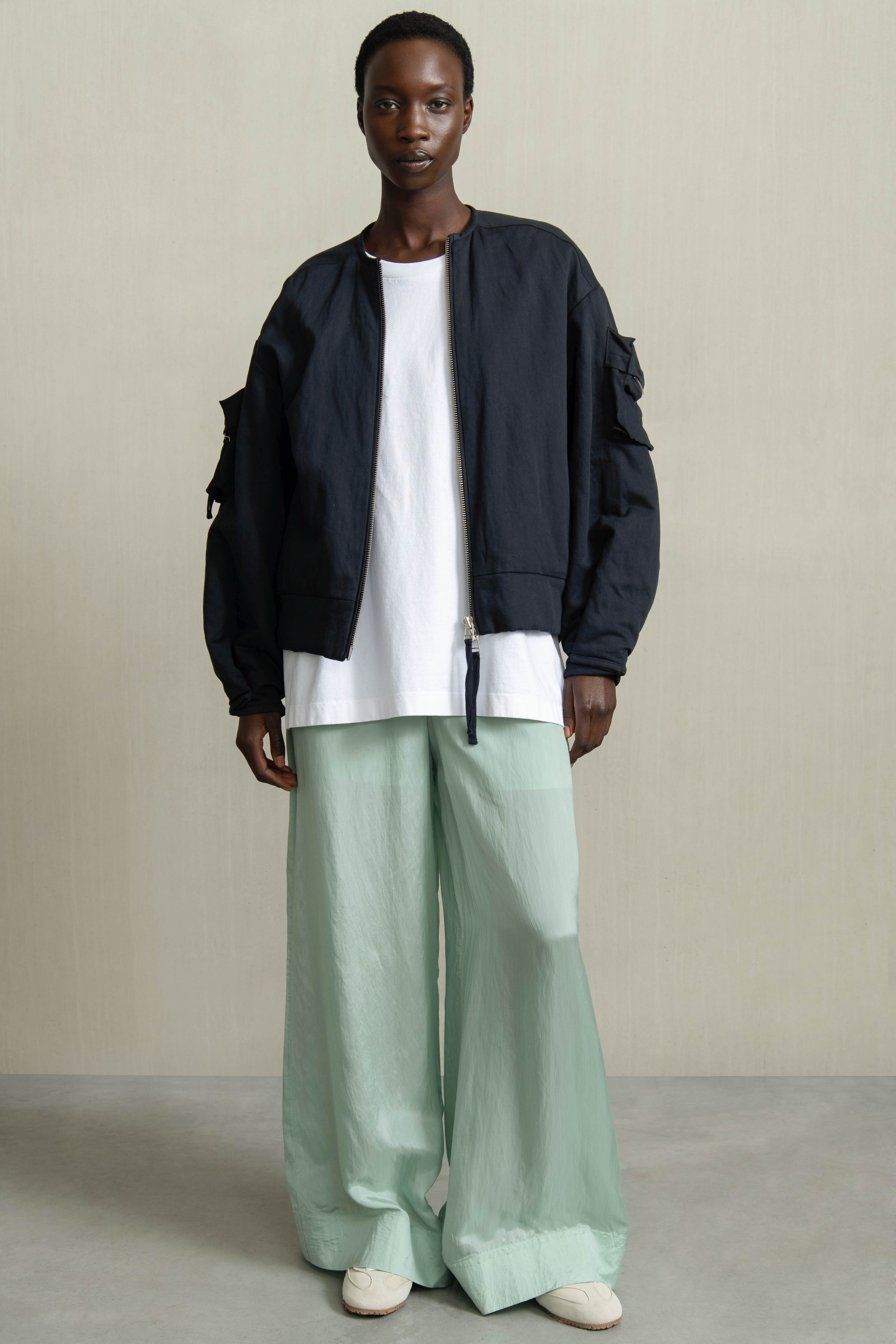 HELIA JACK MIDNIGHT - HUMANOID