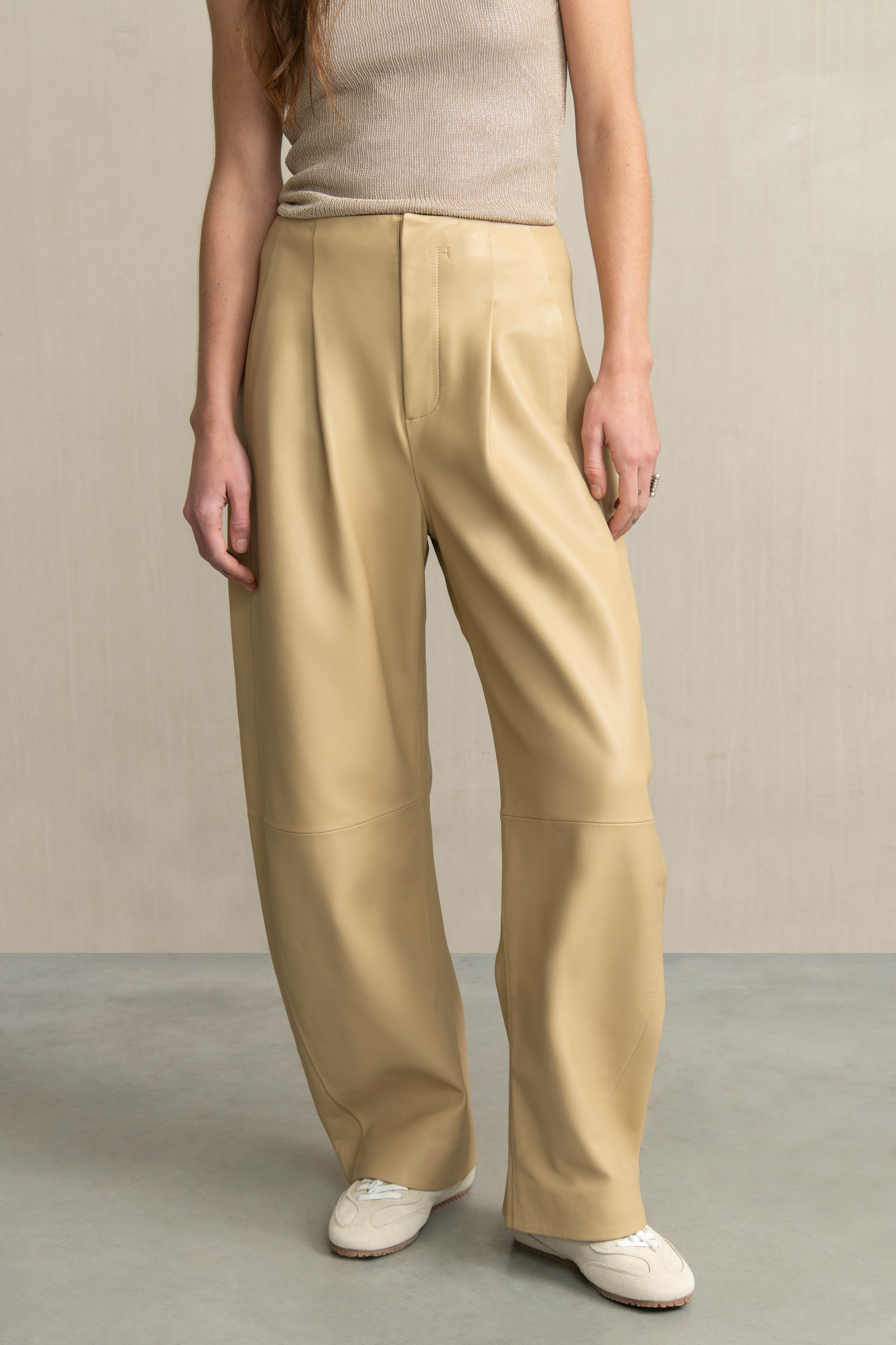 LENA HOSE LIGHT CAMEL