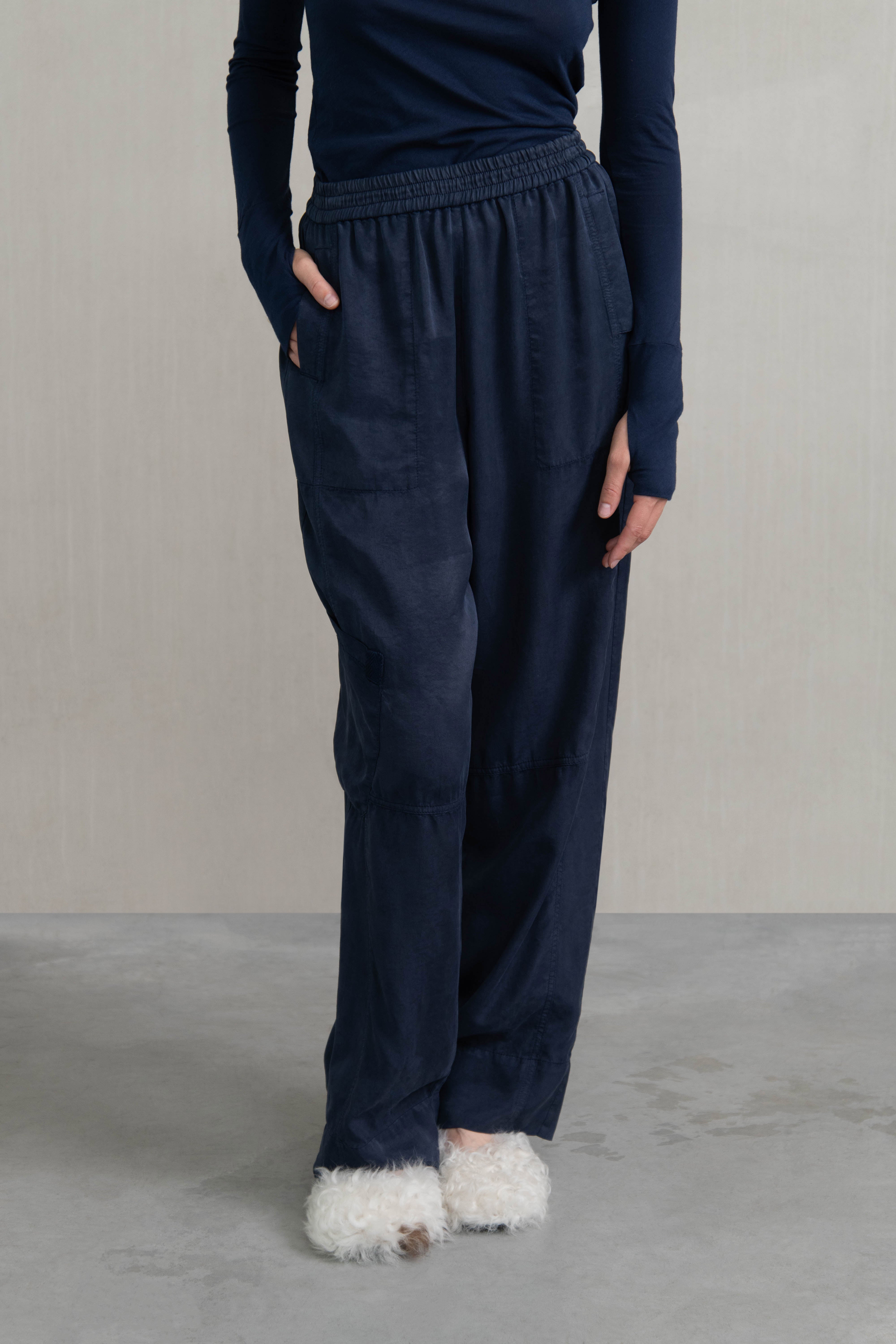 LOVELY BROEK LAPIS