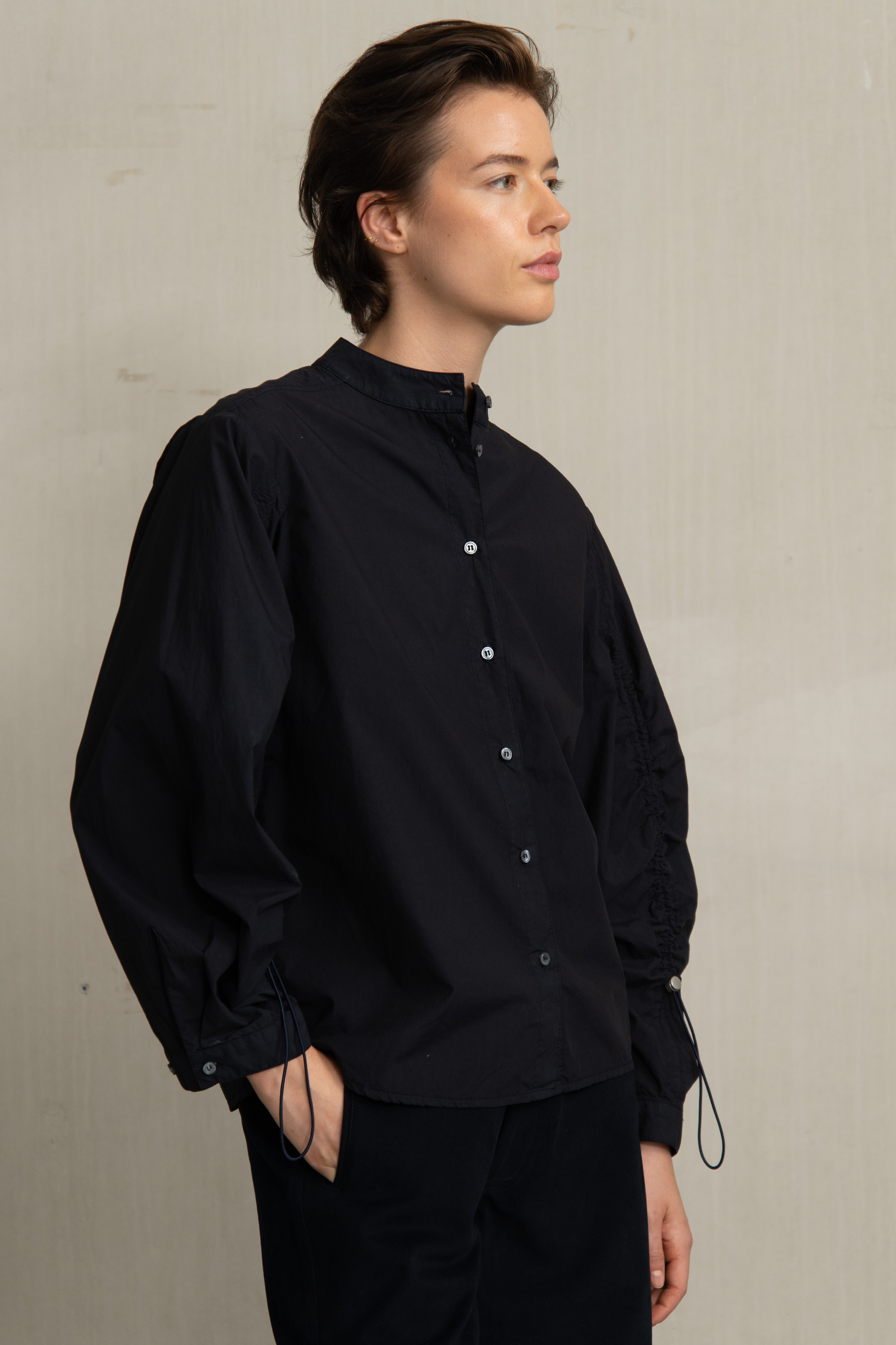 WICKY BLOUSE NAVY - HUMANOID